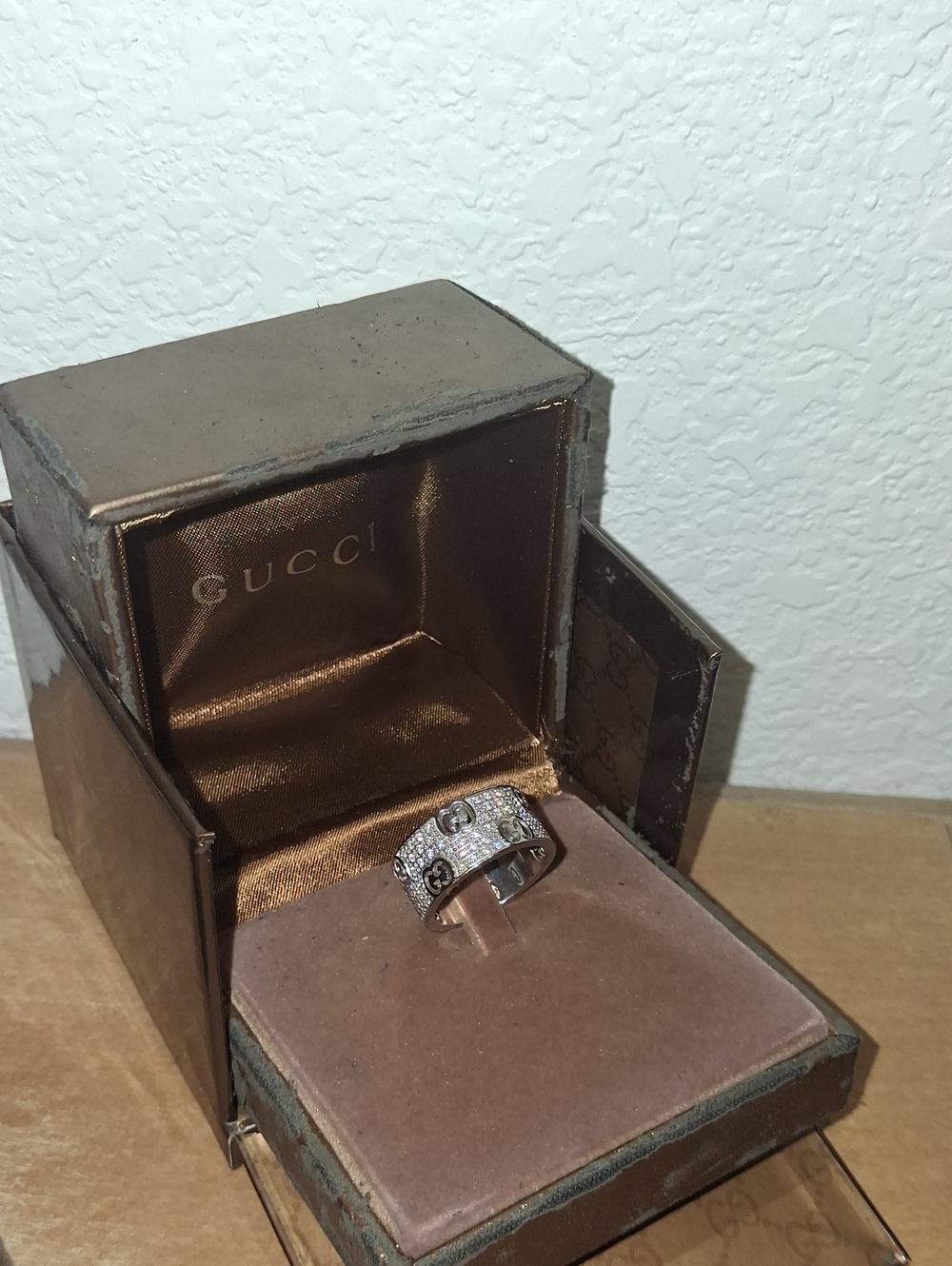 Gucci White Gold Stardust Ring Italian 14